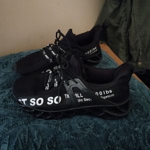 Black and white gym shoes